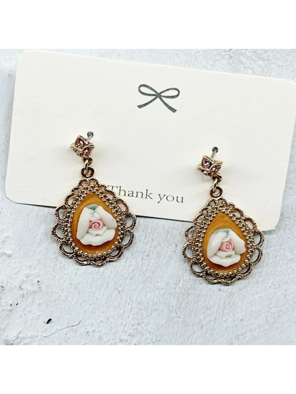 5284mc. Goldtone 1928 Earrings